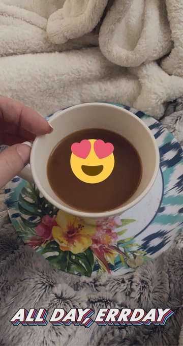 Coffee time ☕️ https://t.co/AK34TqnYDd<a href="/tag/moon"class="tags"><span>#moon</span></a><a href="/tag/fullmoon"class="tags"><span>#fullmoon</span></a><a href="/tag/supermoon"class="tags"><span>#supermoon</span></a><a href="/tag/astrology"class="tags"><span>#astrology</span></a><a href="/tag/starseed"class="tags"><span>#starseed</span></a>