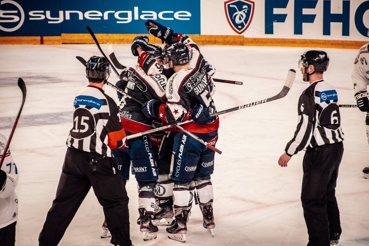 🏆 Incroyable ! Magique ! 

👏🏻 Les <a href="/DucsdAngers/">Les Ducs d'Angers</a> remportent la Coupe de France au terme d’un match de folie : 5-4 face à Gap ! 💥💥

#SportAngers #LaDalleAngevine 👊