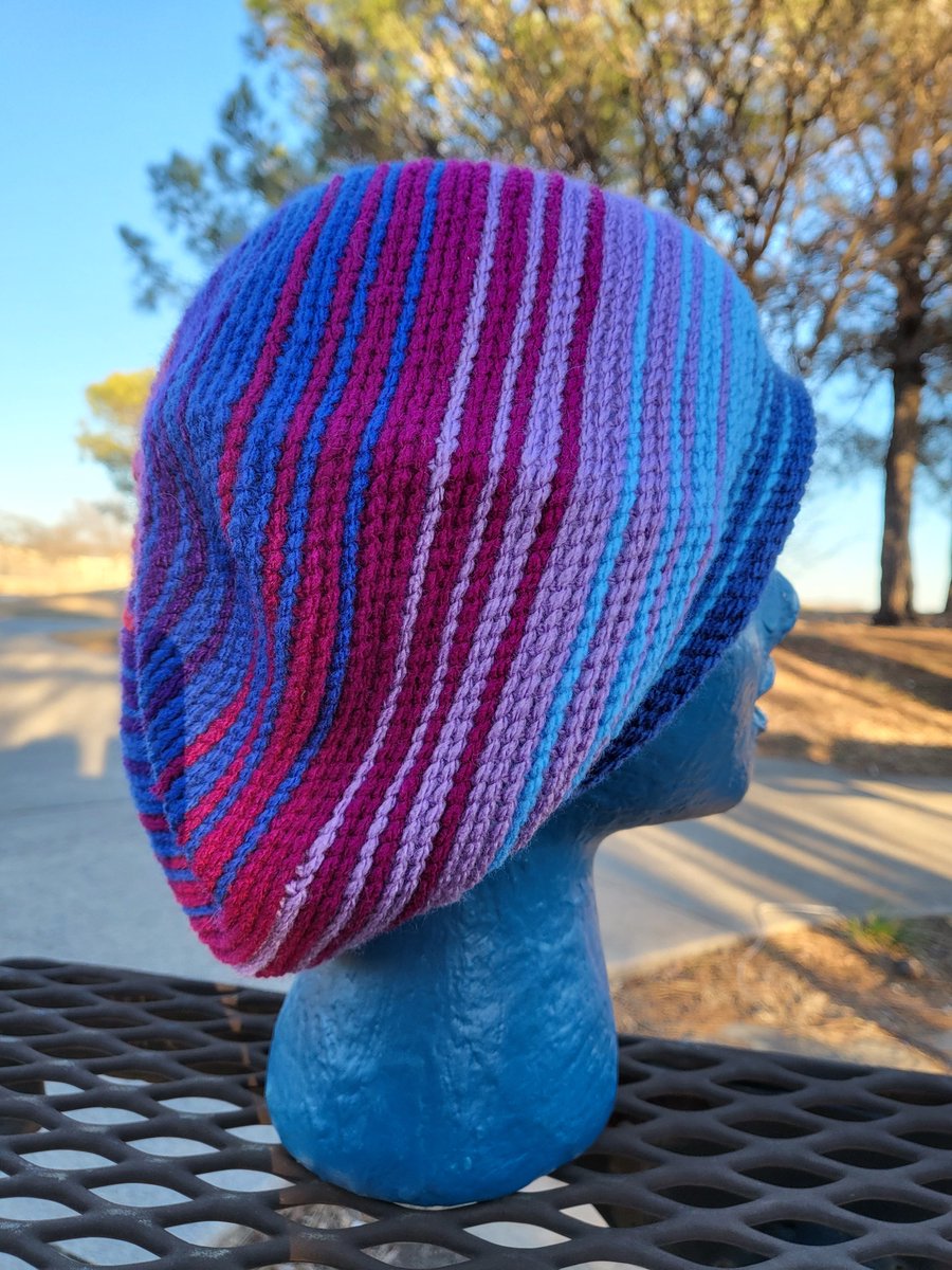AliceTheAmazon's tweet photo. Cool colors for a cozy winter look.
I love doing this color fade for crochet hats.💙💜❤💙💜❤

#BlueMonday #blue #Purple #magenta #WINTER #WinterStorm #Winterwatch #CraftBizParty #CraftWarriors_share #Crafty #Crafting #crochet #hat https://t.co/fHMJNMbjLm