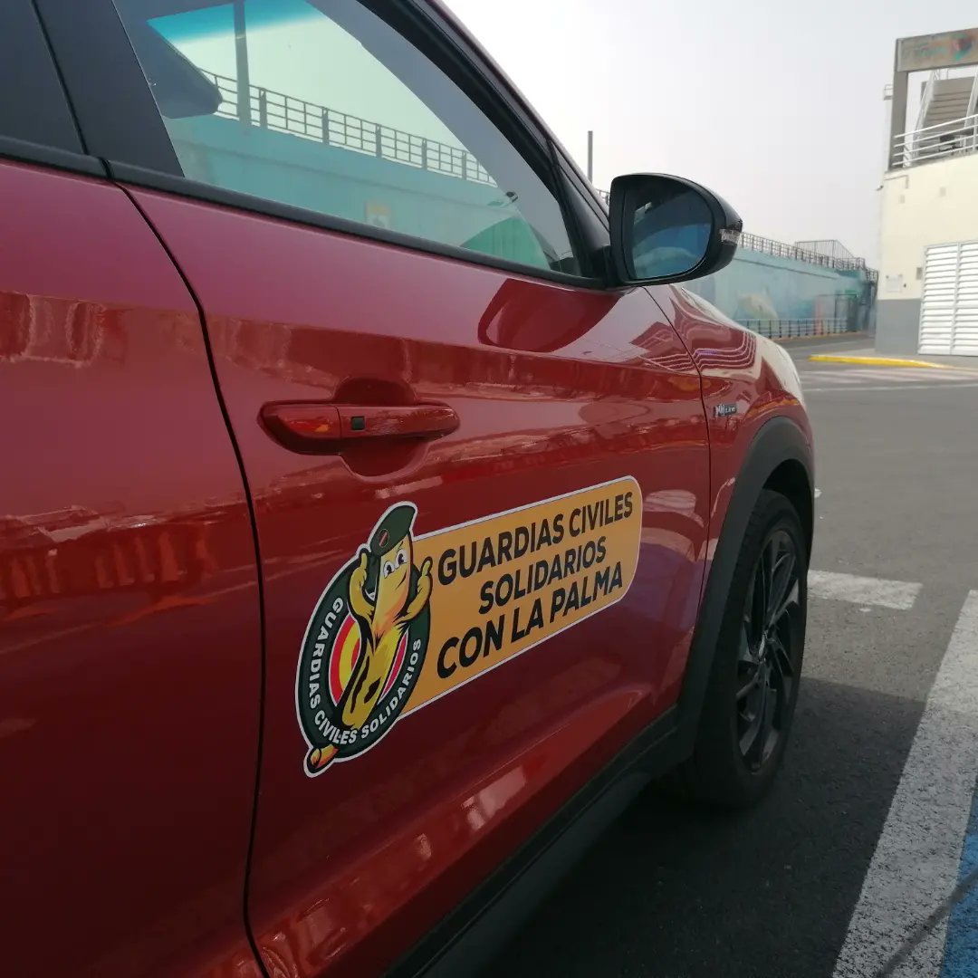 Último trayecto hasta #LaPalma con @LineasArmas. #OperaciónCumbreVieja