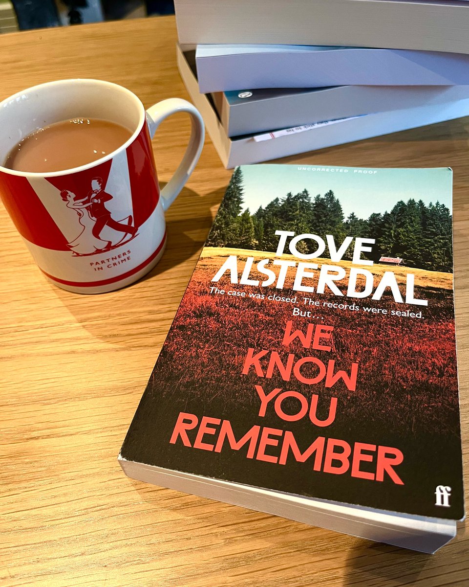 travels_along's tweet photo. An ice cool Scandi crime novel that gives a disquieting sense as you read. Suspenseful, chilling and clever and crackling with tension!
#WeKnowYouRemember by #tovealsterdal @FaberBooks @hannahturnerx
My review is up on insta ⬇️⬇️
Out on February 3rd
https://t.co/Gc2lOeDySm https://t.co/qiIOyLxOdM