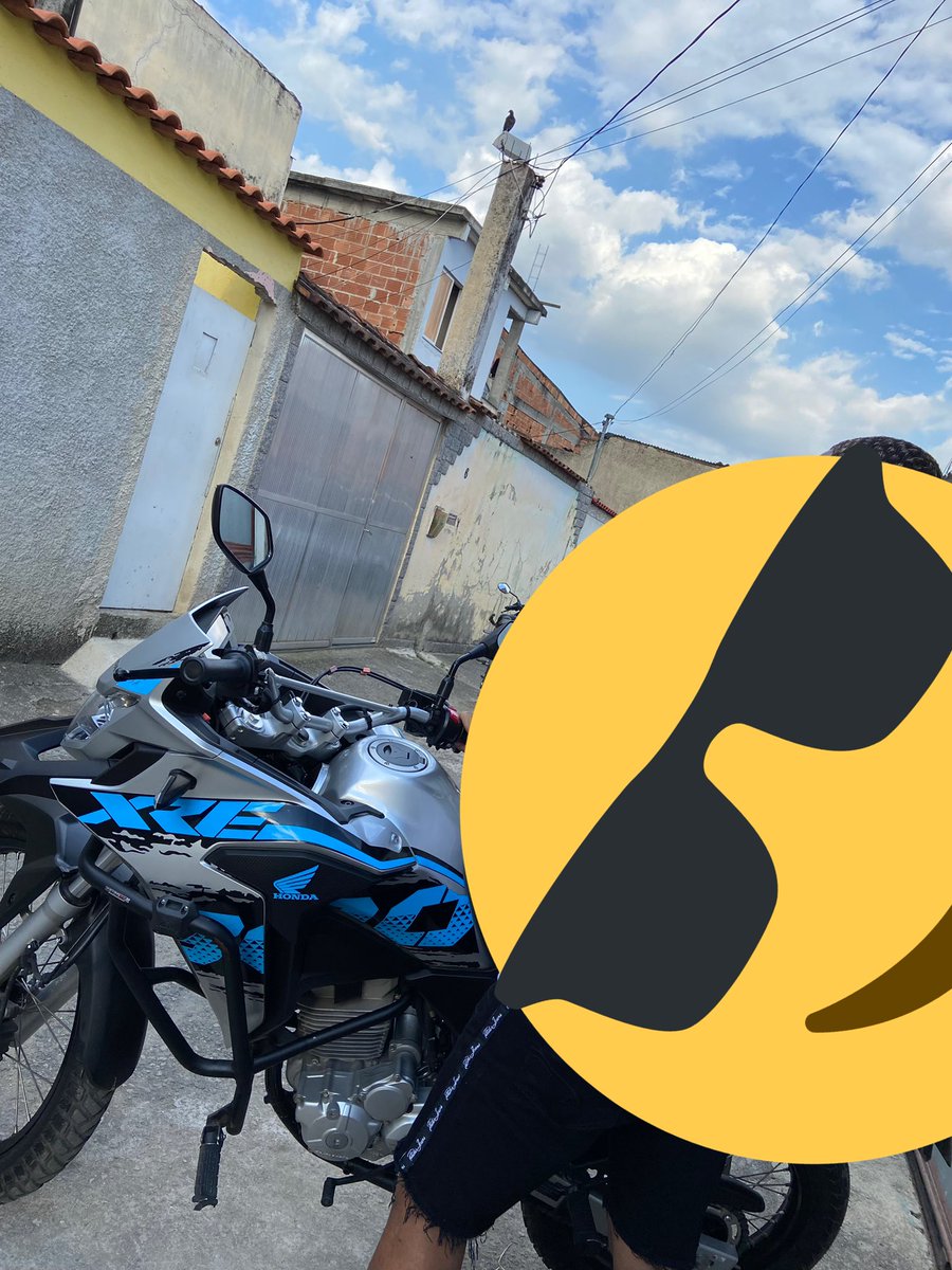 ConcaRevoada's tweet photo. ALÔ TROPA MOTO AINDA NÃO ENCONTRADA ME AJUDEM NO RT POR FAVOR 😞😭🙏 https://t.co/n6gHJgKsSe