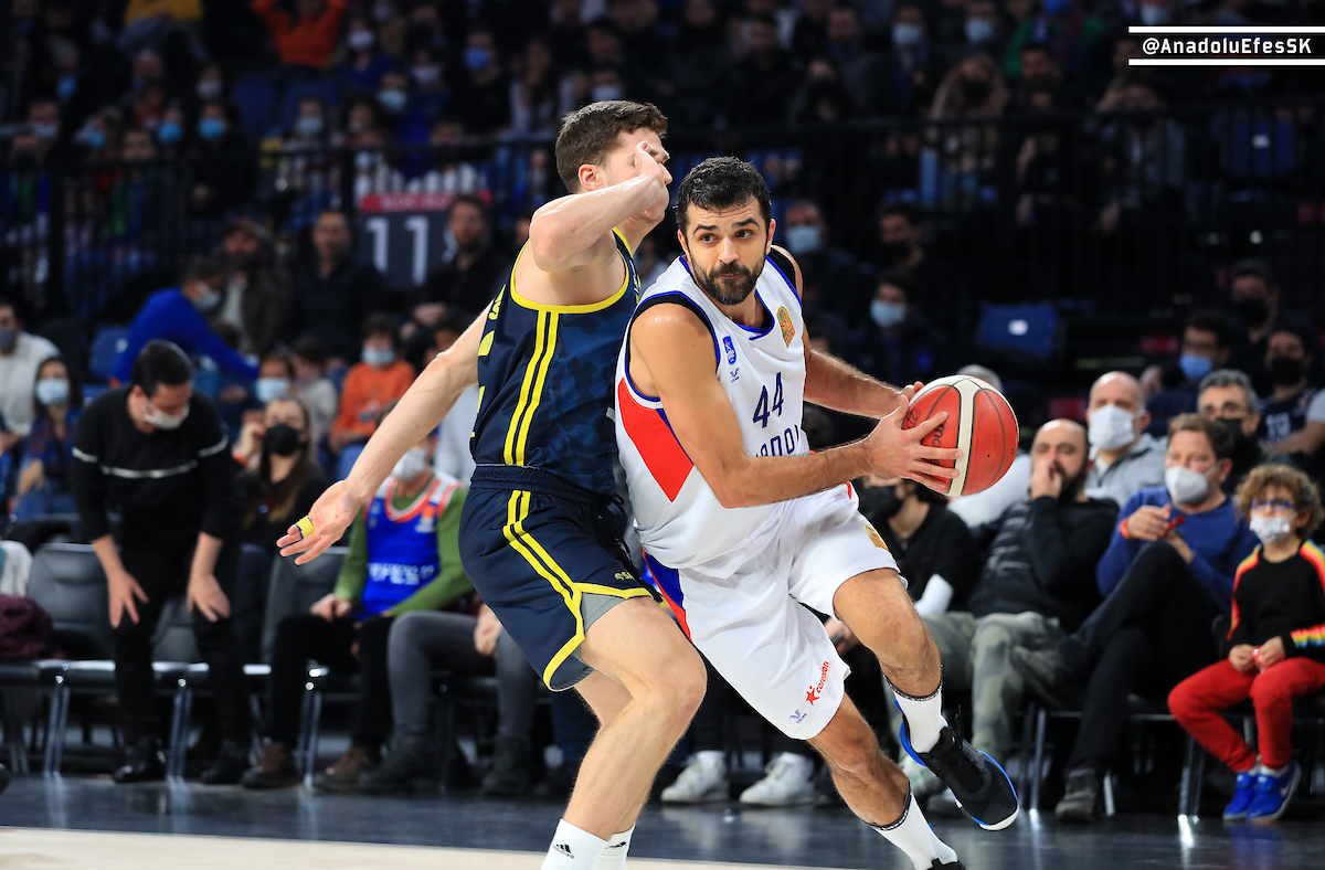 Simon Fenerbahçe Beko Potasına Hücum Ediyor