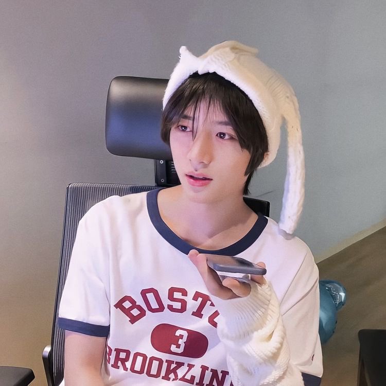 jongseob_ily's tweet photo. ♥︎ Choi Beomgyu 

♧ A thread because we all miss him… https://t.co/QoJ9Co6LFa