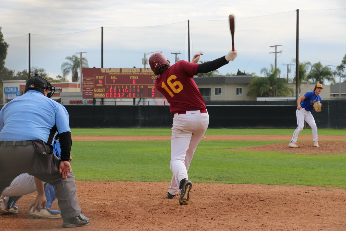 LBWilsonBruins's tweet photo. Great comback by the Bruins down 6-2 in the 9th to tie it up 6-6 vs a strong D1 Bishop Amat team. Nick Koenig with huge bases loaded double to pull to 6-5 &amp; Henry Whelen with game tieing RBI. Ryan Burack, Trevor Sonnhalter &amp; Xander McLaurin also good days at the plate. @562sports https://t.co/QBe2D74azb