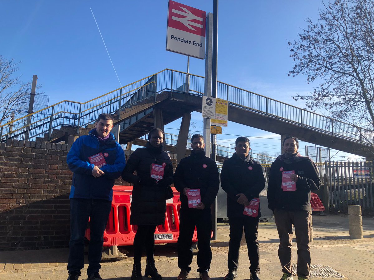 MorenikeAdeleke's tweet photo. Great response on the #labourdoorstep in Ponders End 🌹today 
Whilst the Conservatives are busy trying to save the PM, we are out talking and listening to residents 
@enfieldlabour
#EdmontonLabour https://t.co/tvBMd4rjqk