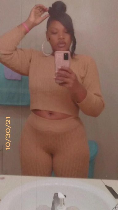 Me catfishing per usually https://t.co/SSSfjylFBO