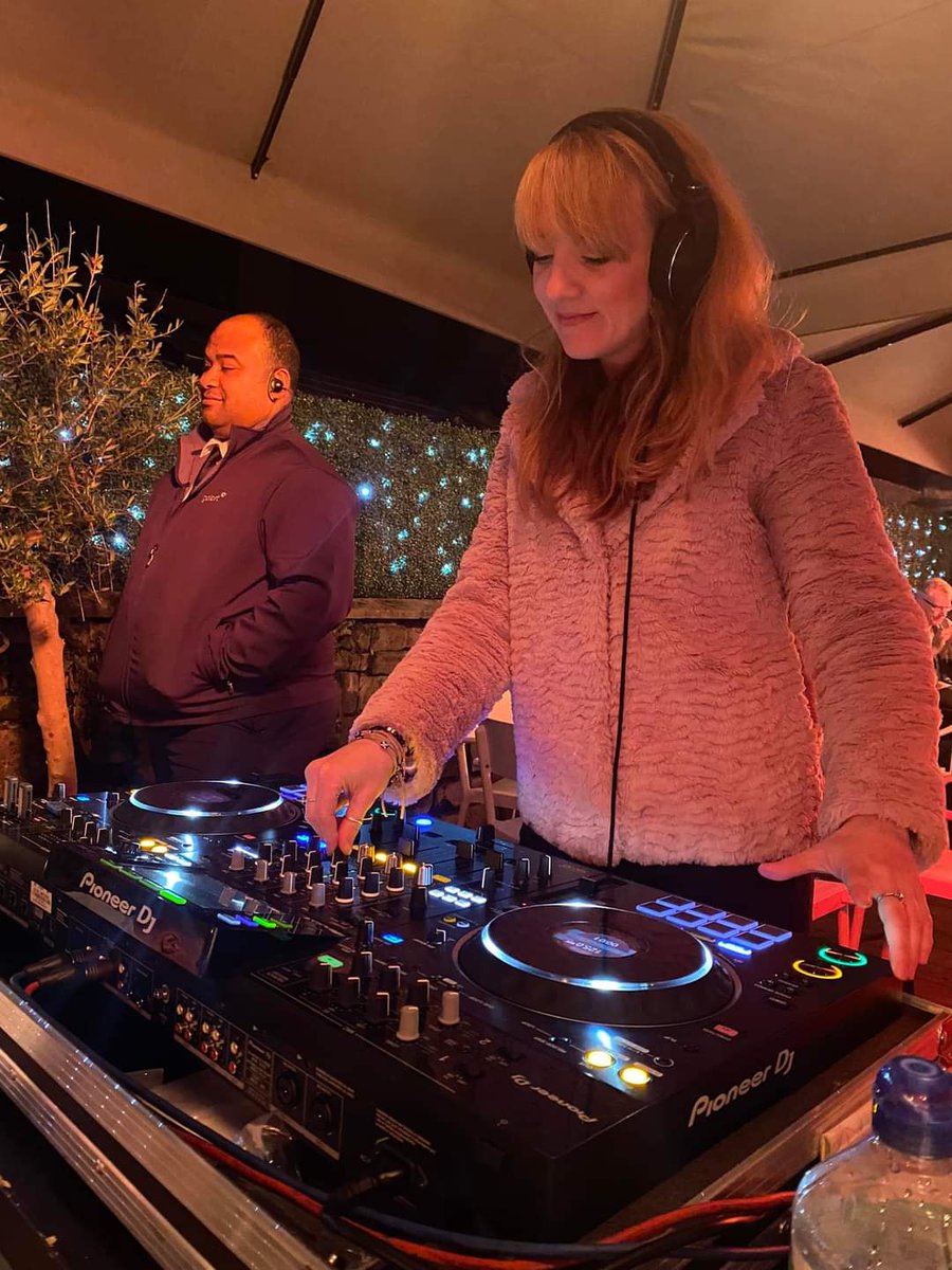 Such a great time playing on the <a href="/Sub13Bar/">Sub 13</a> terrace yday, spinnin a marathon 10 hour set.
Nothing but good vibes at this bar!!!
#sub13 #selectdjs #newcitysounddj #femaledj #bathlife #housemusicallnightlong #paydayweekender