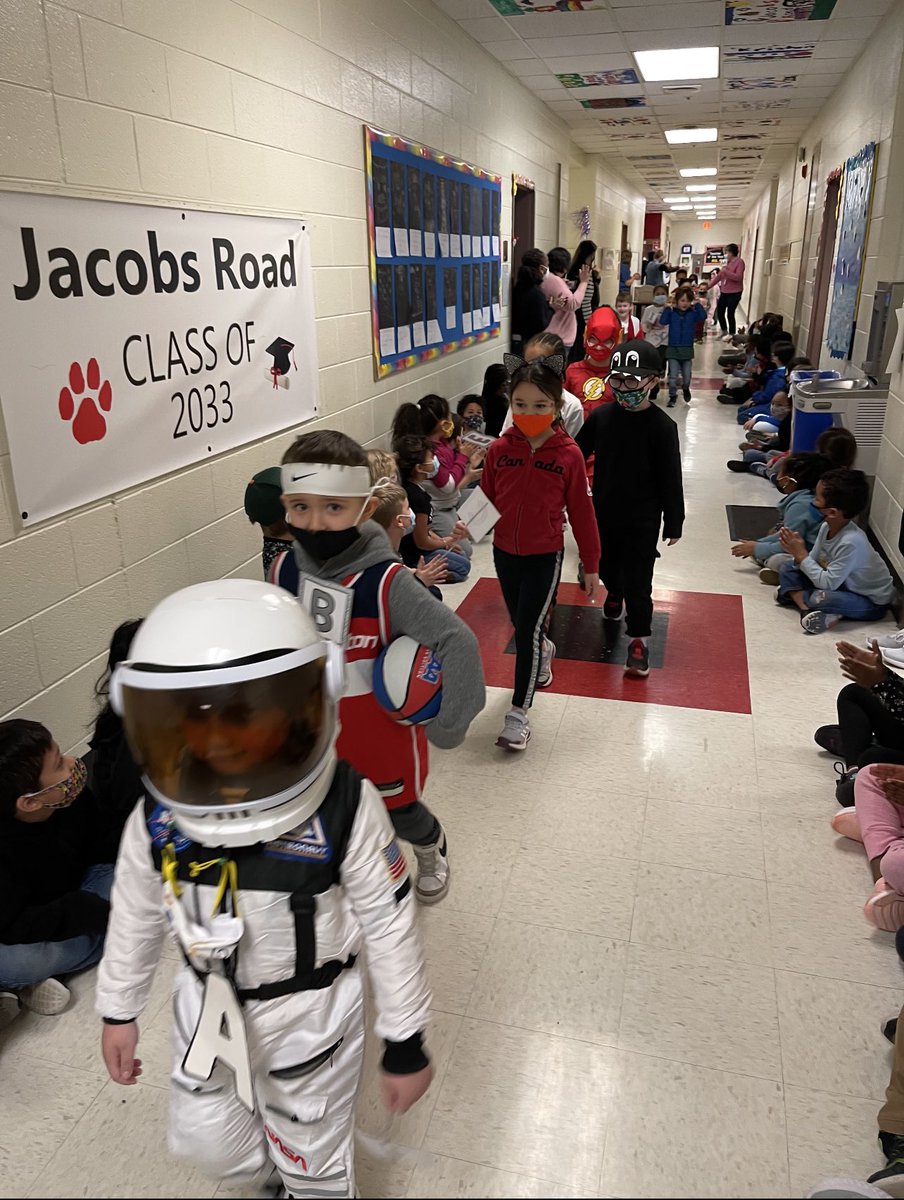 JacobsRoad_ES's tweet photo. This is Kindergarten!  Fun and learning all mixed together! Big props to our Jacobs Road parents, staff and students for crushing these costumes for our Alphabet Parade! https://t.co/SoufG9JA5D