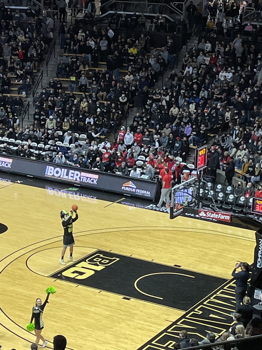 byrdnicole's tweet photo. HAMMER DOWN Cancer!  BOILER UP! @BoilerBall 🚂💨 https://t.co/8oLJ18aHI8