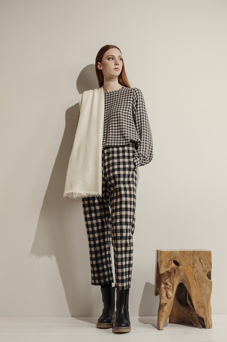 GWHITE gwhite.it

Photographer: @nalemichelaphotography
Stylist and Set Designer: @l_u_z
Makeup &amp; hair: @alicepontonimakeart
Model: @elisabettaverilli
Agency: @lakimgmt