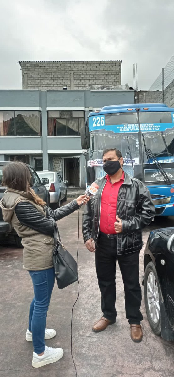 fettepi2's tweet photo. Continuamos con las capacitaciones a nuestros compañeros conductores de las compañías Serviagosto y Secuatrans S.A., agradecemos a la Policia Nacional y a la Agencia Metropolitana de Tránsito....💻😃😃 https://t.co/m3ZT5oZweM