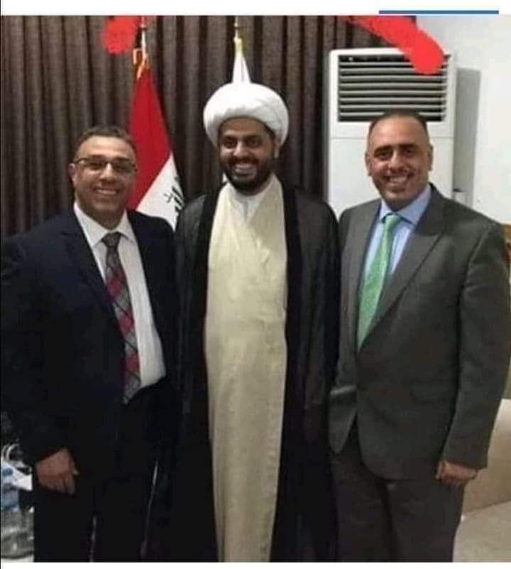 AlhlwHmdan's tweet photo. انت شلون تعرف الاعلامي الماجور 
لمن يلبس لباس انت مو لابسه
ويجعله من المسلمات 
طريق الحرير مطلبنا https://t.co/2KRstLNrmE