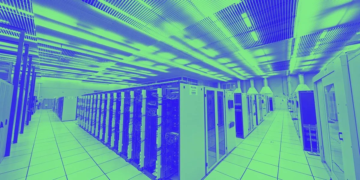 paualsina's tweet photo. Training a single AI model can emit as much carbon as five cars in their lifetimes https://t.co/QYFCsJrEei https://t.co/FPOfiPeyGC