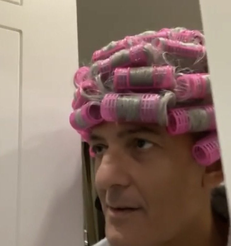 “we usciamo?”               “..….”