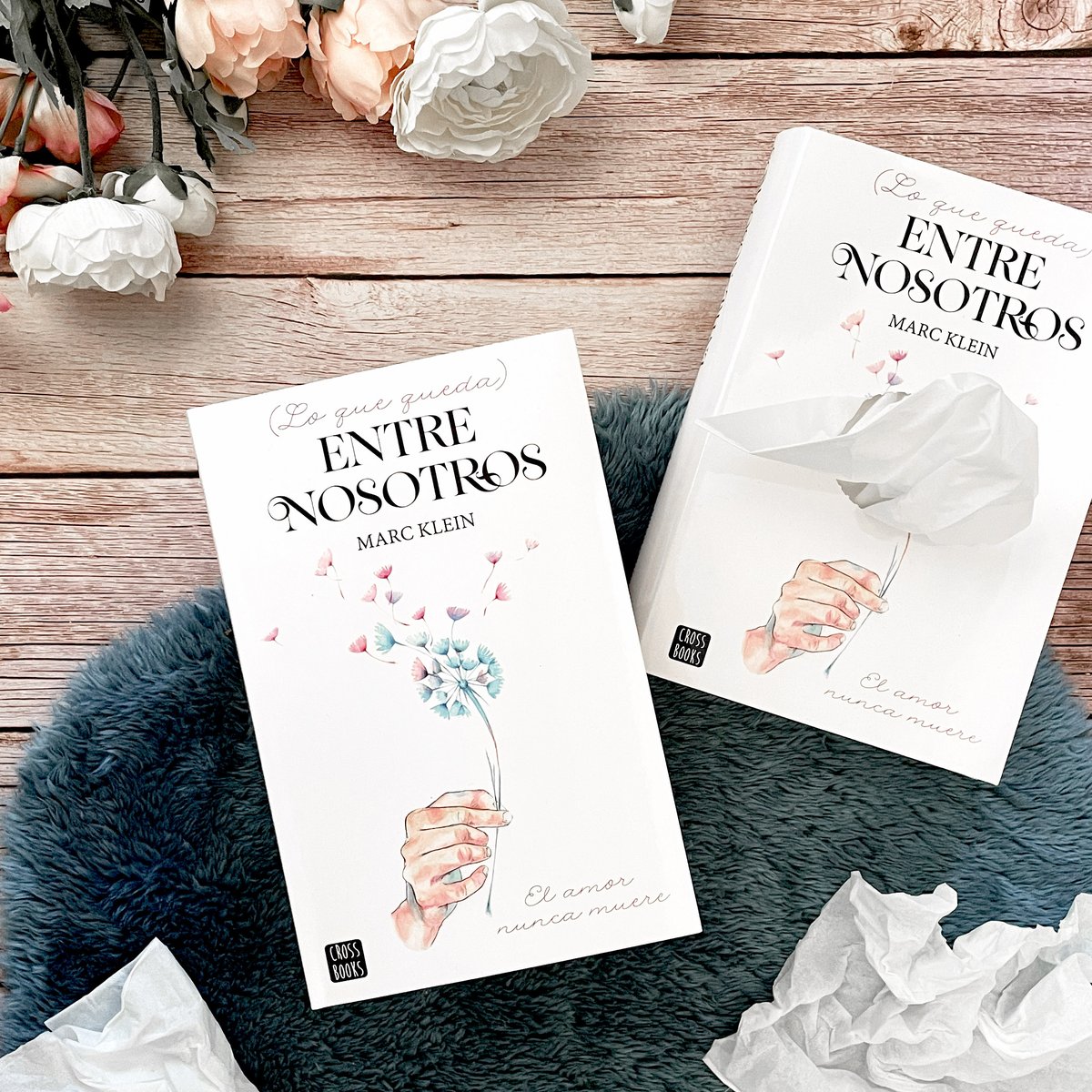 TeenPlanetLibro's tweet photo. 🤧 ¡Se acaba el #SORTEO más lacrimógeno! 🤧
Hoy termina el plazo para participar en nuestro perfil de #Instagram en el sorteo del pack  "(Lo que queda) entre nosotros".  ¡Mucha suerte!🍀

👉 https://t.co/dDkF08dUbt

#leermola #MarcKlein @marcsklein https://t.co/yHPQ7QtgpJ