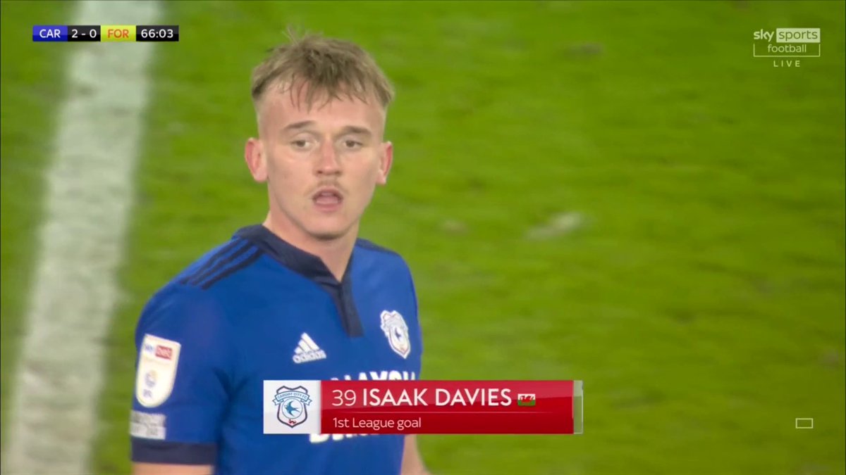 Isaak Davies: Cardiff City youngster has watched Huddersfield winner '1,000  times' - BBC Sport