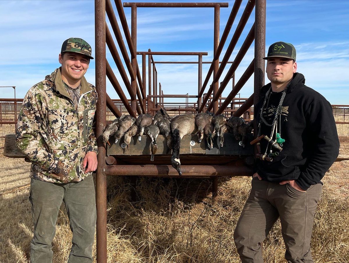 JoJokirk47's tweet photo. I’d hate to be a duck when me and @JakeHunts15 are out https://t.co/yv09ojK7CC