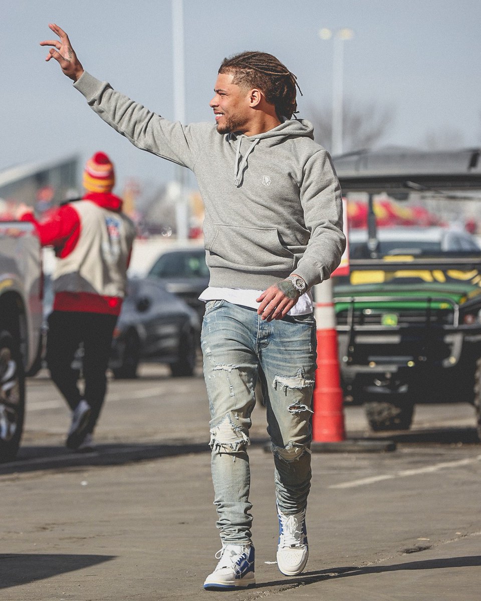 Chiefs's tweet image. We have removed the injury designation for S Tyrann Mathieu. He will play in today’s game.