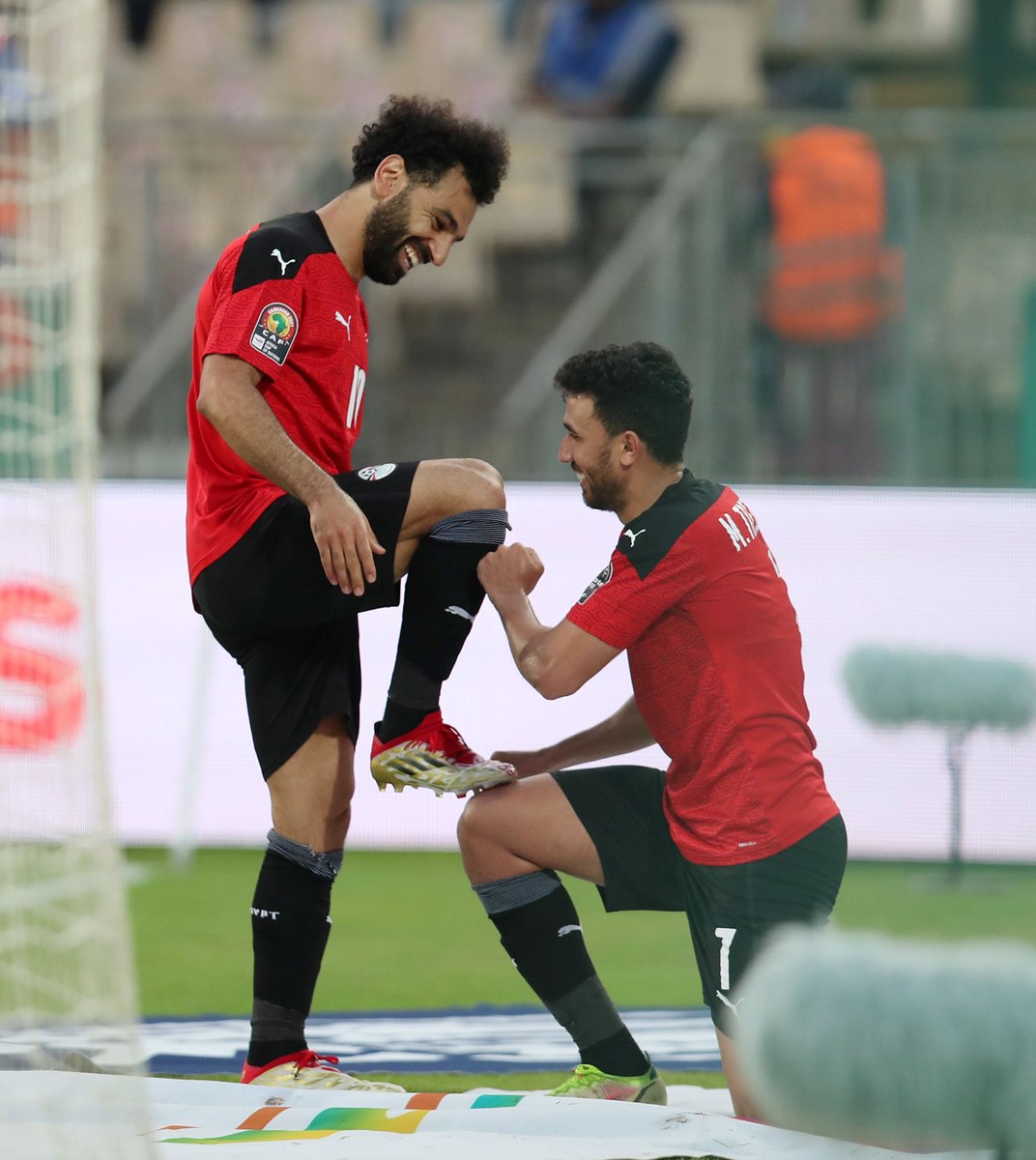 CAF_Online's tweet photo. One goal. ⚽️
One assist. 👟
One semi-final ticket punched. 🎟️

Salah’s history-making golden foot. 🌟 

#TotalEnergiesAFCON2021 | #AFCON2021 | #TeamEgypt | @MoSalah | @EFA https://t.co/4CXa23mWju