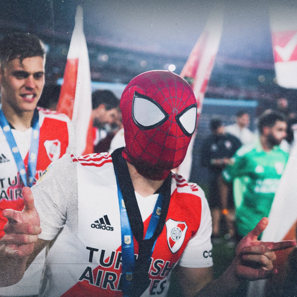 City_Chief's tweet photo. 🚨 | 𝗕𝗥𝗘𝗔����𝗜𝗡𝗚: #ManCity and River Plate have 𝙟𝙪𝙨𝙩 𝙨𝙞𝙜𝙣𝙚𝙙 all the paperwork for Julián Álvarez. The deal is set to be announced in the coming hours. 🕷⚡️@FabrizioRomano https://t.co/fw2i90e79e