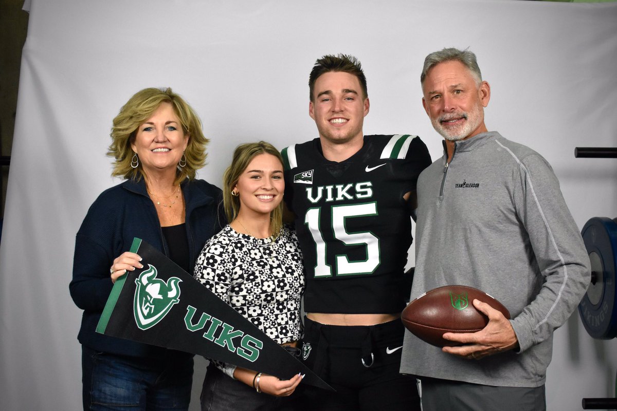 Thank you @SkylerFulton and <a href="/CoachBarnum69/">Bruce Barnum</a> for the official visit this weekend! It was awesome checking out PSU and meeting the staff!