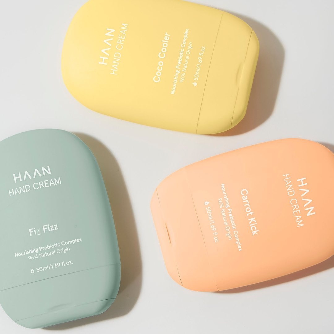 HAAN Hand Cream Pops. Here's why we love them ⬇️
⠀⠀⠀⠀⠀⠀⠀⠀⠀
✨ They smell like Ice Cream Pops
☁️ They have a light &amp; creamy texture
💧 All nourishing &amp; moisturizing powers

beyondliving.co.uk

#handcream #skincare #handcare #skincareaddict
