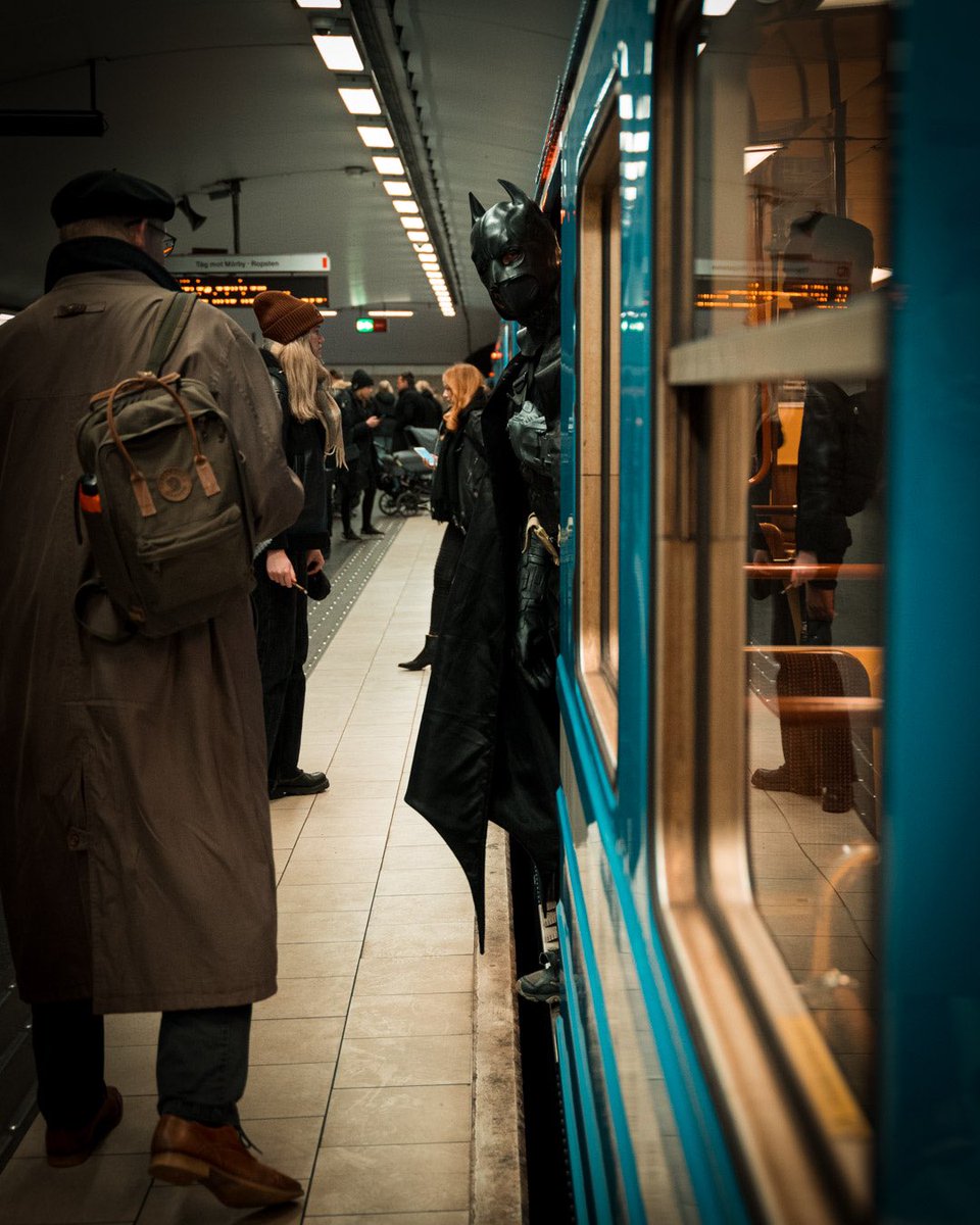 IssarCerrato's tweet image. Batman #batman