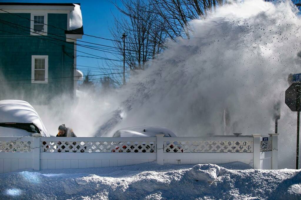 Now it’s time to clean up after the storm. A few pics from around my hood. instagr.am/p/CZXP8OoukCg/