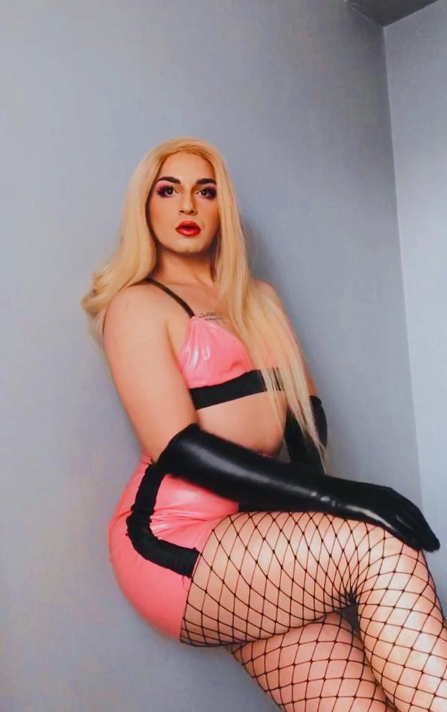 NurAkagndz1's tweet photo. Ta..dım damağından git..mi..cek
0...530...063...34...42...
#mecidiyekoeytravesti https://t.co/BLm5HU1zui