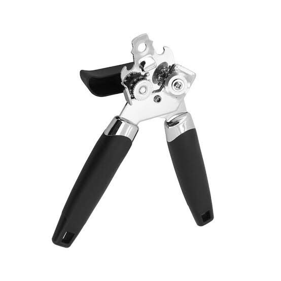 forolddames's tweet image. abre latas   //   abre pernas