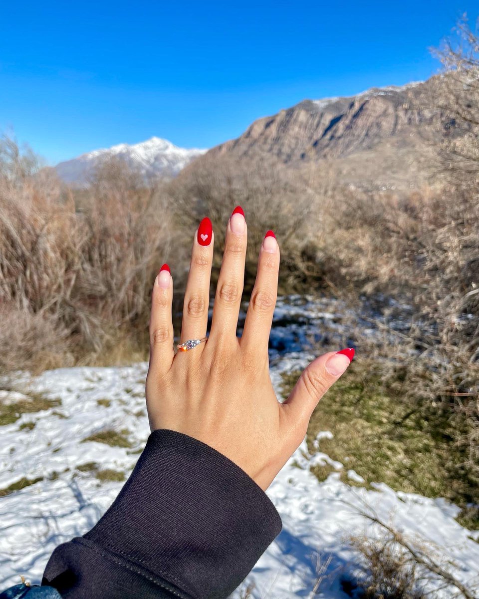 01/27/22 A day I won’t forget. Said yes to man of my dreams. 💍♥️