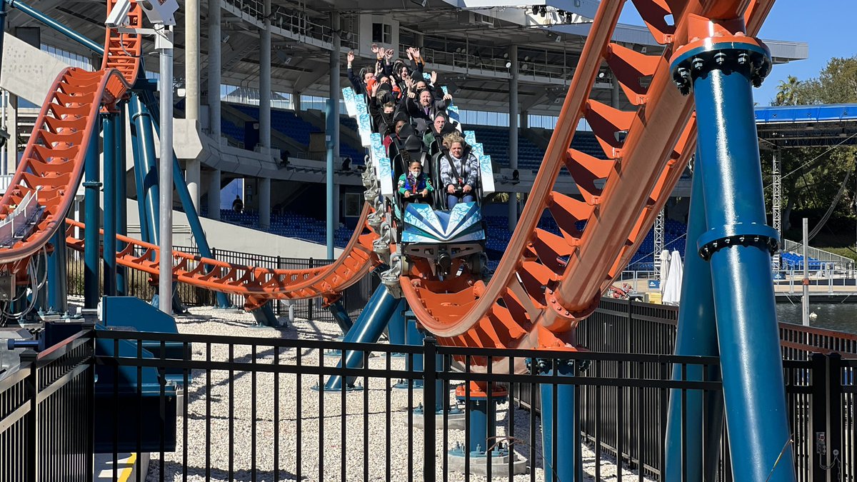 rollercoastinRO's tweet photo. Hey @SeaWorld! You’ve got a winner on your hands! Impressed by this ride! Very well done with a lot of little surprises throughout! #icebreaker #seaworldoando #rollercoaster https://t.co/TBeo3TC2KX