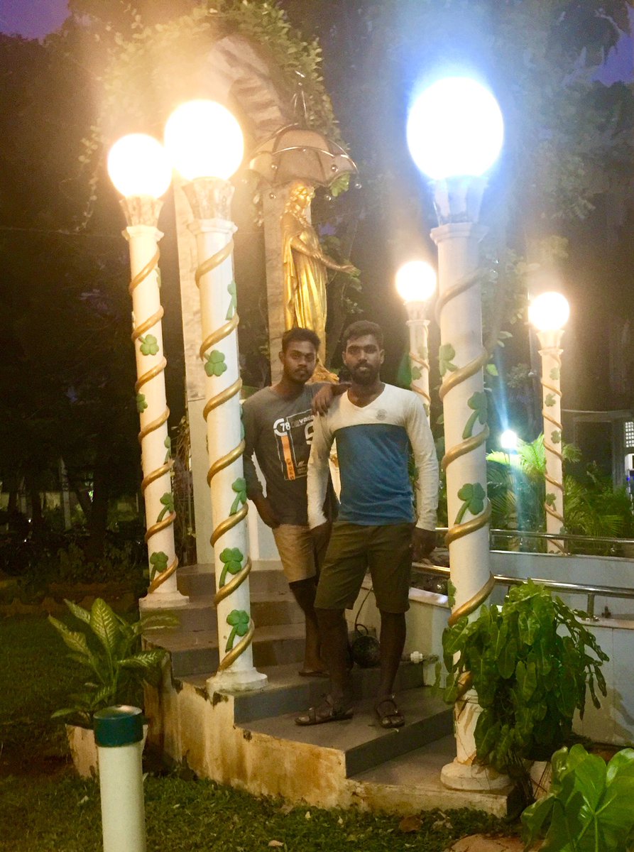 ALinthujan's tweet photo. MORE THAN  LIFETIME.. MORE THAN SIGNIFICANT.. #நட்பு @RRRMovie https://t.co/Xv5xtUIJLi