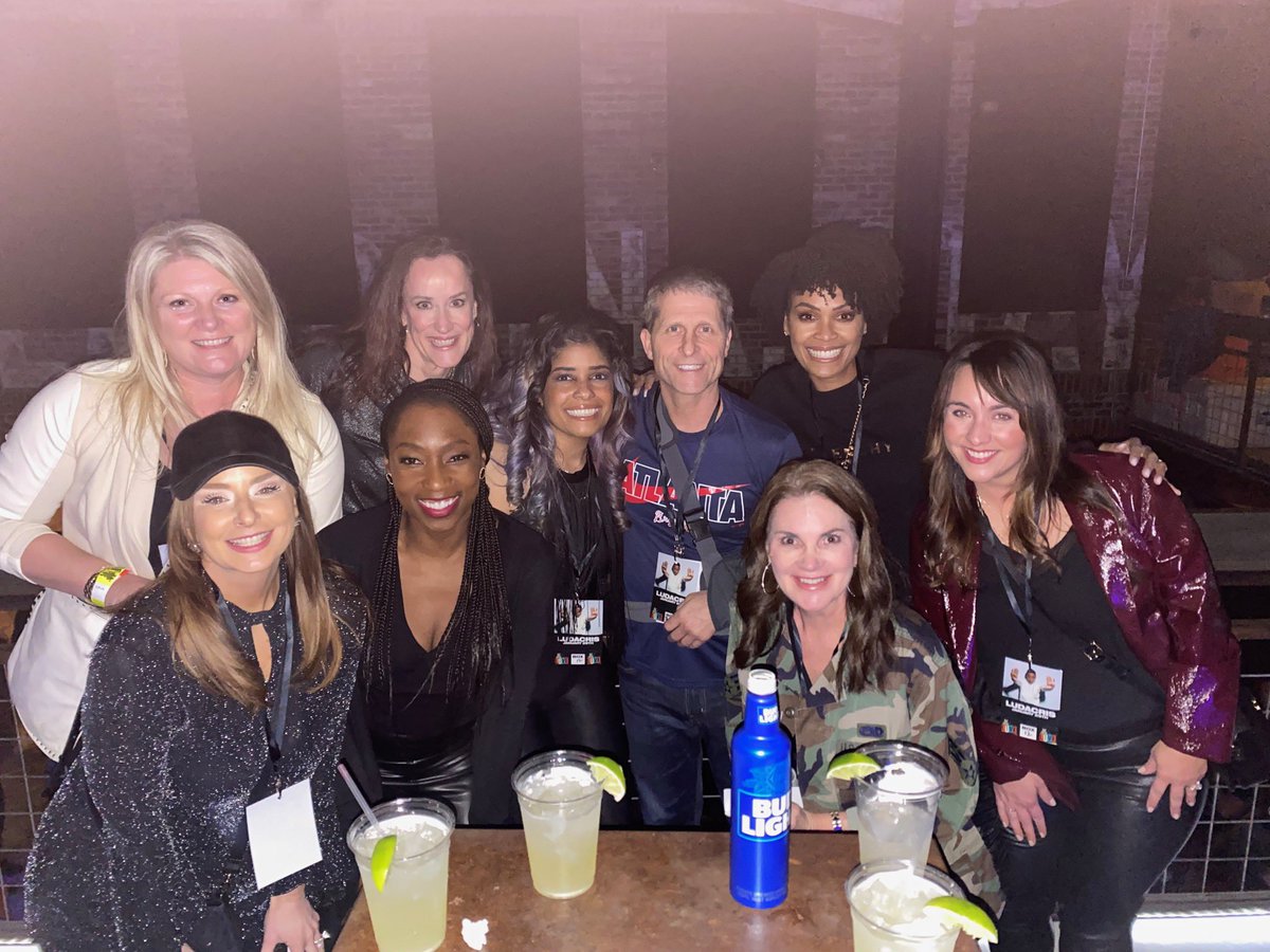DanyelleSargent's tweet photo. When your husband thinks it’s ok to crash girls’ night just because he won a game… 💁🏽‍♀️🤣 @EricPMusselman @JJsLiveAR https://t.co/E3ve1Z58uZ