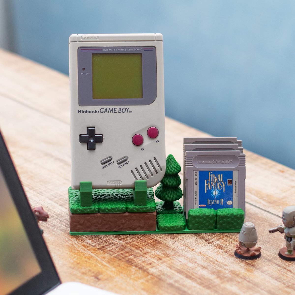 azar_games's tweet photo. This great Gameboy stand is out now on Etsy. #azargames #gameboy #nintendo #zelda #pokemon #3dprinted #PokemonLegendenArceus https://t.co/pksPKC9OBi