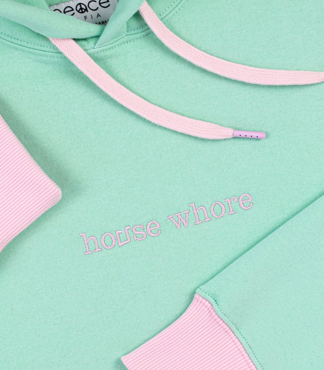 “𝐡𝐨𝐮𝐬𝐞 𝐰𝐡𝐨𝐫𝐞“ ♫ cropped hoodies in cotton candy blue &amp; green — available on peacemafia.shop