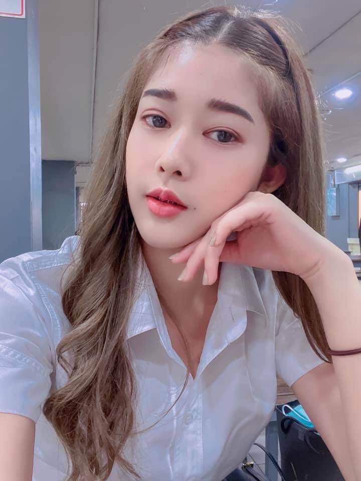 พลอยแสนดี ⭐ tweet media