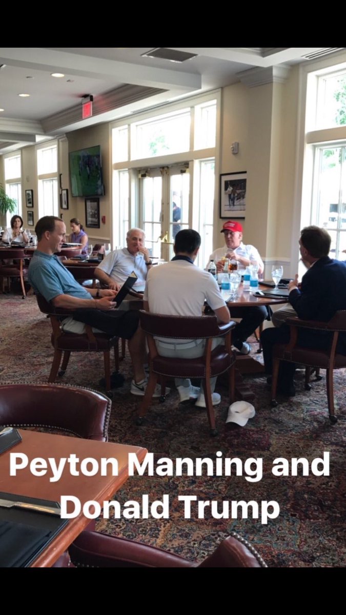 Richard_Harambe's tweet photo. The quarterback whisperer https://t.co/acAuUB0R6i