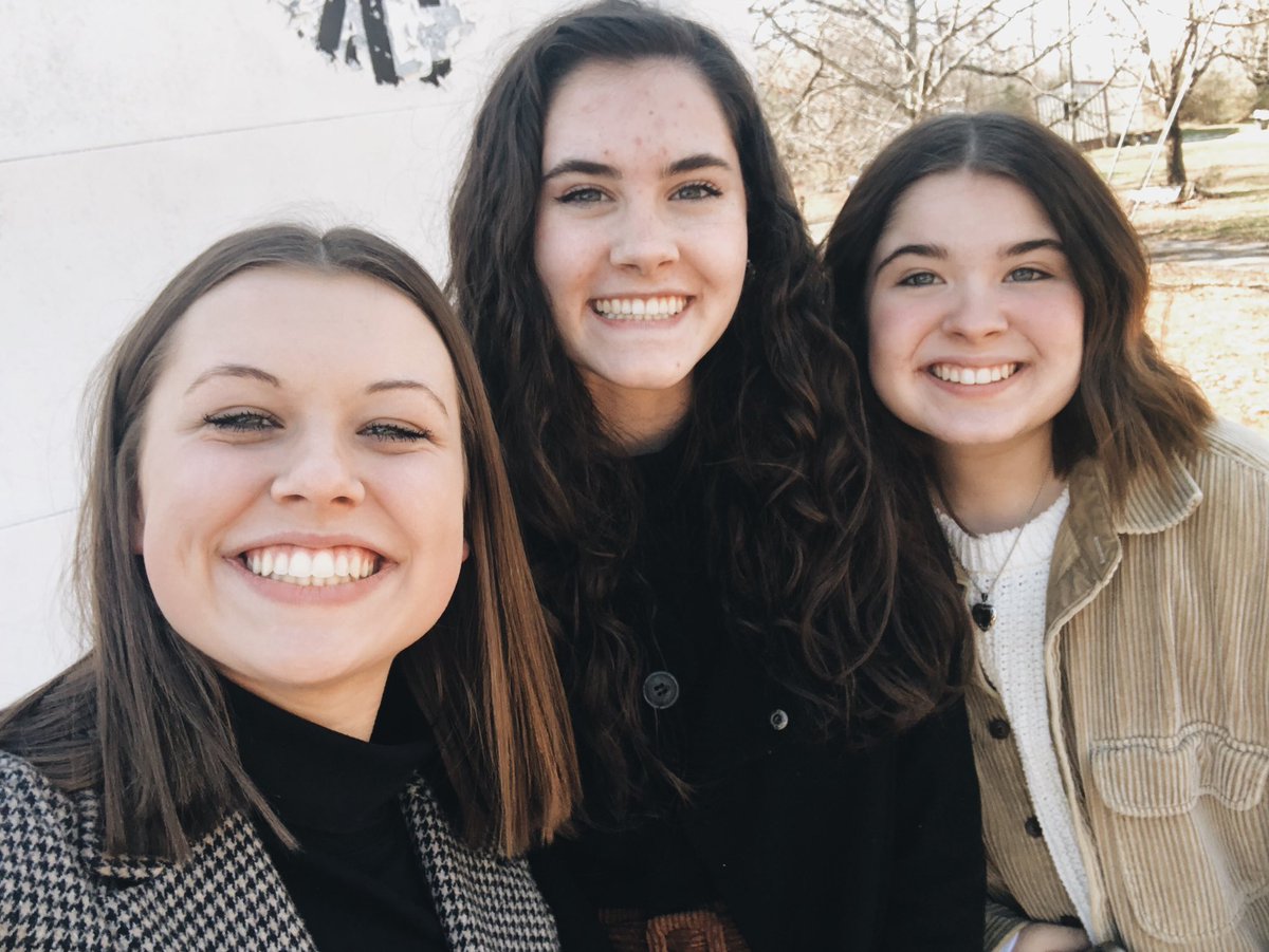 Doing what I love with the people I love 🥰 these girls are the best!