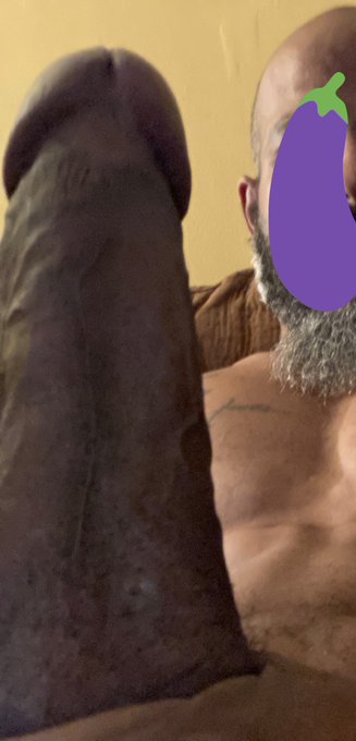 Who wants to be in the POLE POSITION??? #StripperPoleAnyone??? https://t.co/kmht1x5d2I<a href="/tag/stripperpoleanyone"class="tags">#StripperPoleAnyone</a>