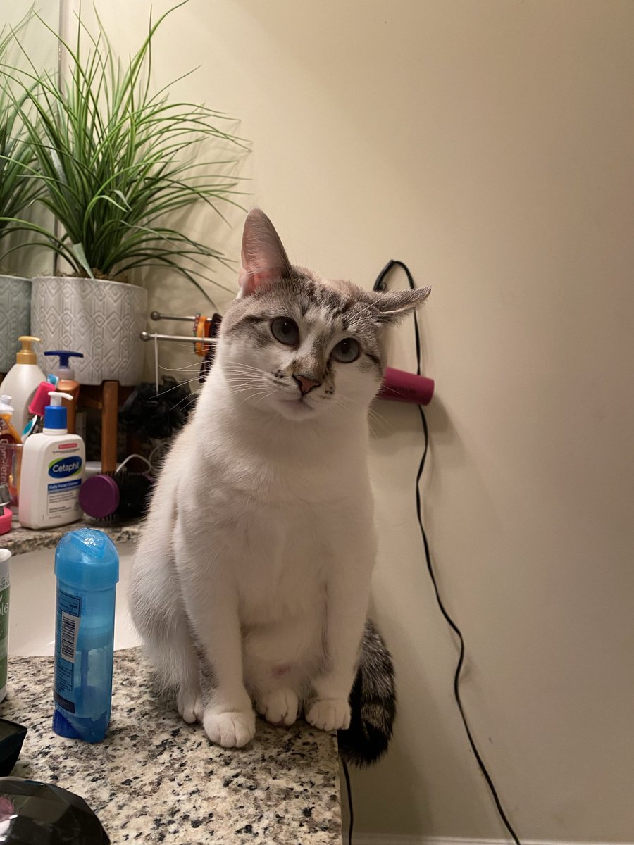 watching me get ready 🤍