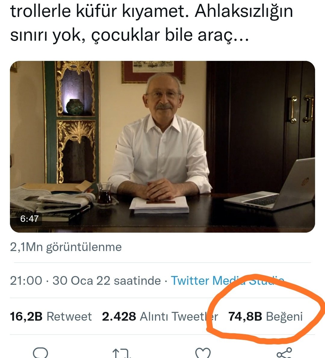 fiiilimsi's tweet photo. Sayın Cumhurbaşkanımız @RTErdogan bu sefer hepimizin adına dava açarsınız. Tazminatla da külliyede mangal yaparız. 🤭
 
#KemalınTrolleriİfşaOldu https://t.co/ym2LZrk7Rb