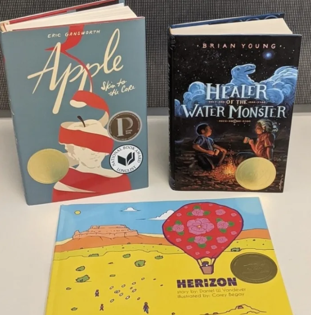 NAYAFam's tweet image. Looking for some Sunday reading material? 📚 

Check out this list of books by and about Indigenous people honored by the American Library Association! 

#NativeAuthors

ow.ly/kX2k50HERkH