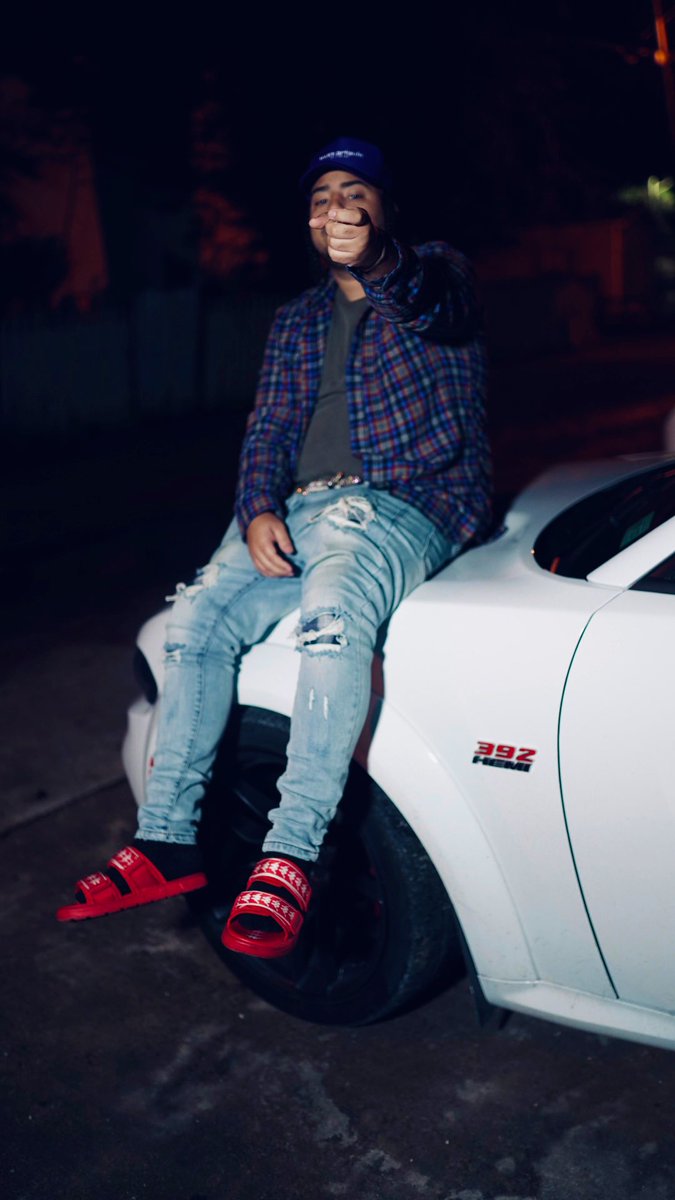 KevoSabe's tweet photo. can’t bitch up when it’s war, you gotta stand on all 10 🦅🖤 #HumblestGangster https://t.co/ARPznIs4mx