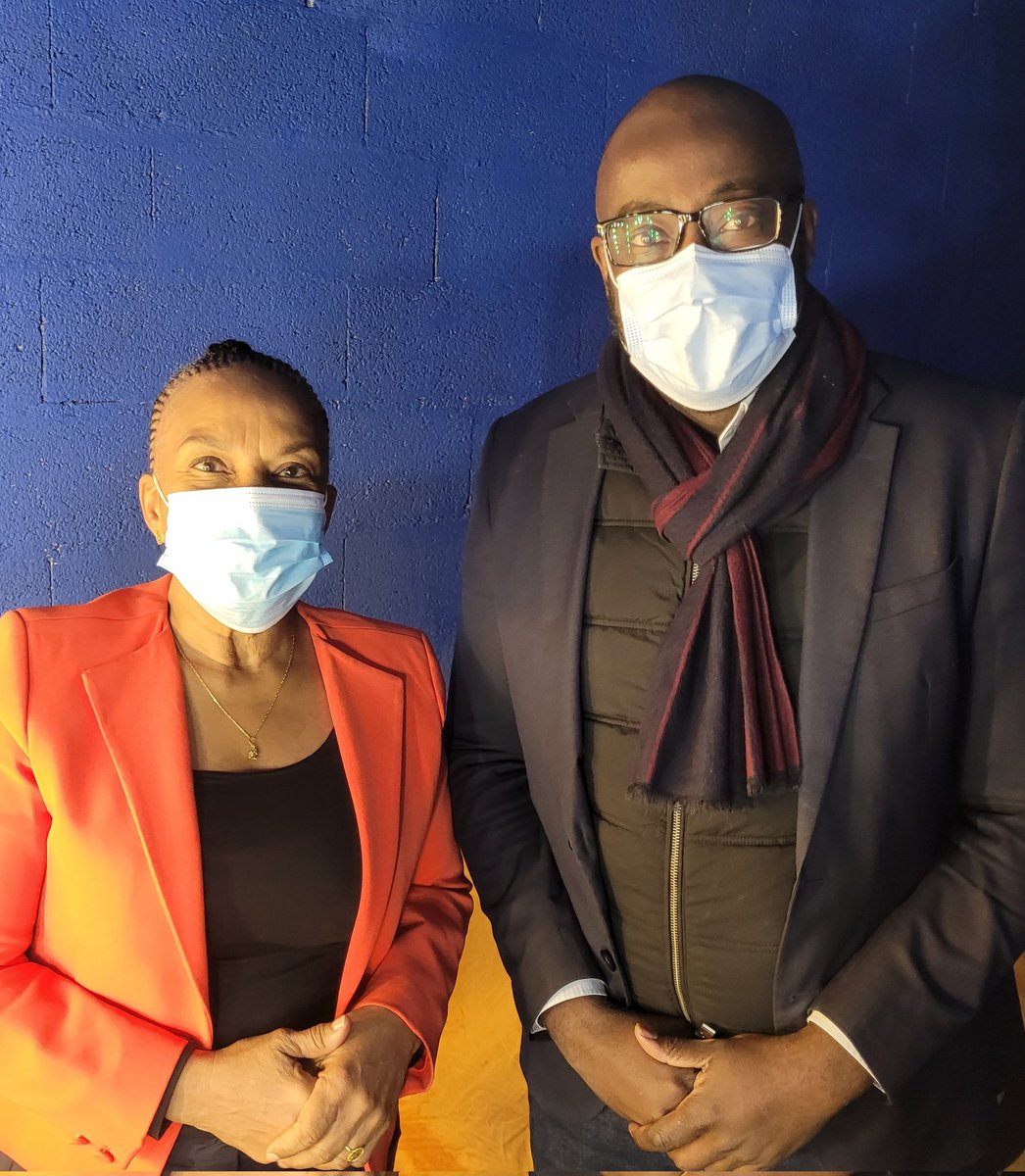 DieunorE's tweet photo. Félicitations à @ChTaubira pour sa belle victoire à la #PrimairePopulaire.
Maintenant place à la dynamique du rassemblement pour porter un projet social et écologique... https://t.co/hXXNkINLeB