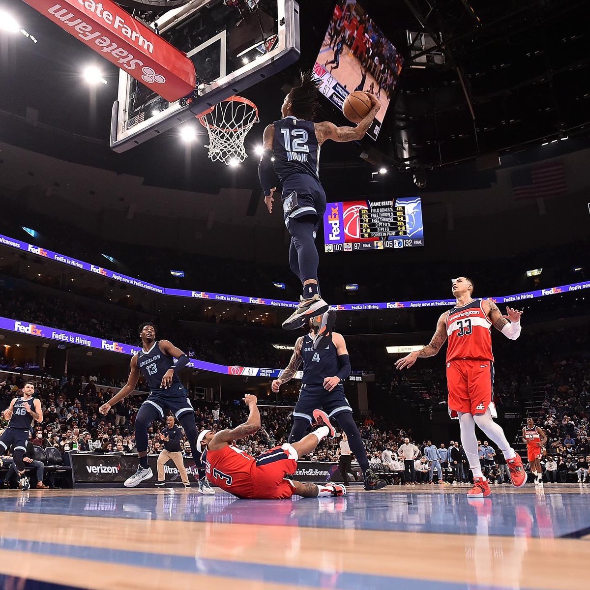 memgrizz's tweet photo. .@JaMorant has 13 games this szn with 20+ points in the paint. 

That’s the most by any guard in the last 25 years 🥷 https://t.co/w2vfwqme0k