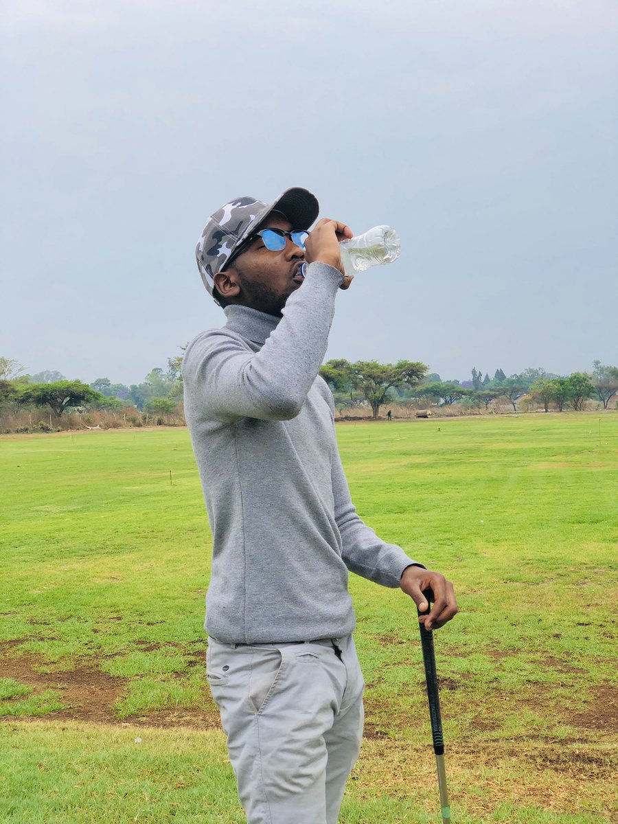 WMukurunge's tweet photo. If they keep on asking you to buy them chocs, candy or any other form of confectionery my brother advise them to stay hydrated. Sugar cravings is one early symptom of dehydration #chooseKnowledge https://t.co/DtNq2putHg