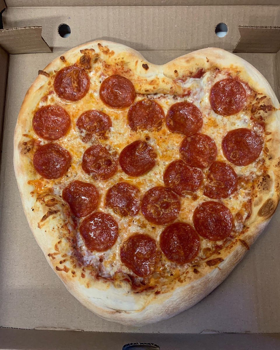 HofDPizza's tweet photo. This is for the #Dogecoin community! 🍕❤️ https://t.co/6Aaz5VTkLx