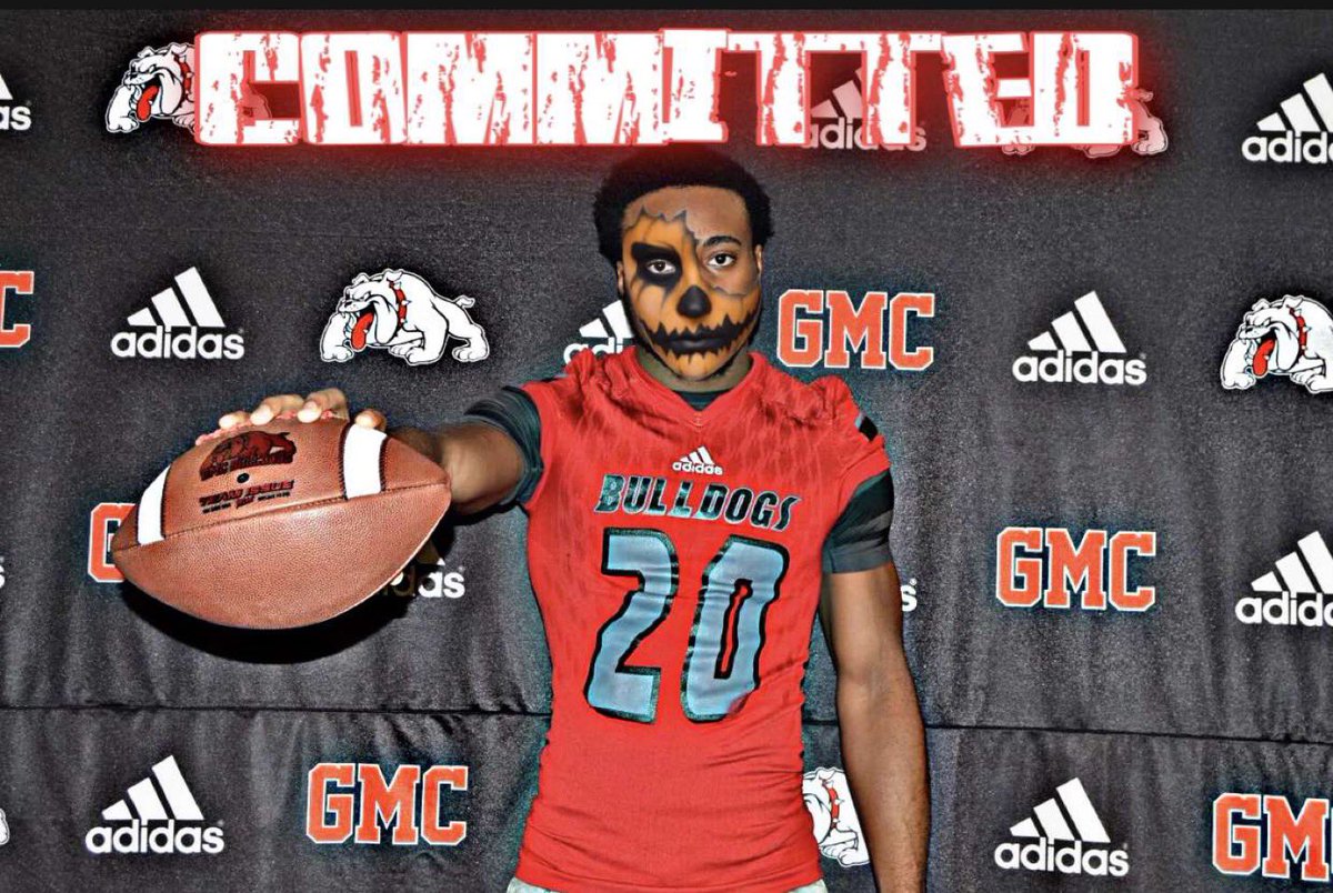 AlexFlorence_20's tweet photo. 100% committed to GMC @GMC_Football @BurksBlitz @rmchester00 @David_Windon @CoachGCarswell https://t.co/OfiaXPVRYj